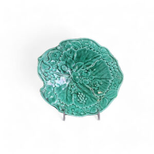 Green Majolica Strawberry Leaf Platter