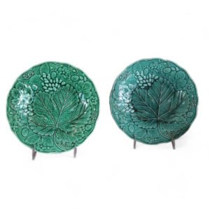 Green Majolica Strawberry Leaf Plates