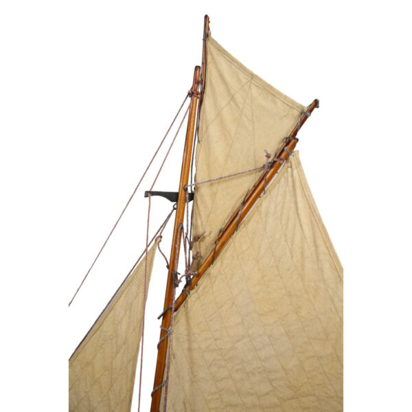 Antique Model Pond Yacht - Image 4