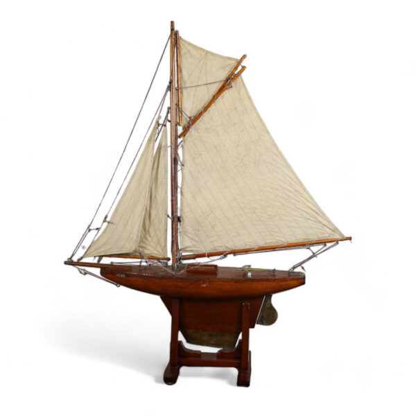 Antique Model Pond Yacht - Image 3